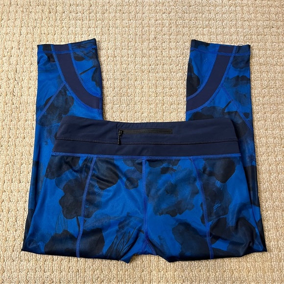 Vintage Lululemon Low Rise Crop Legging - Picture 3 of 4